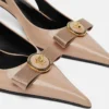 Lodičky Gianni Ribbon z lakované kůže s páskem za patou, 45 mm Lodičky Gianni Ribbon z lakované kůže s páskem za patou, 45 mm